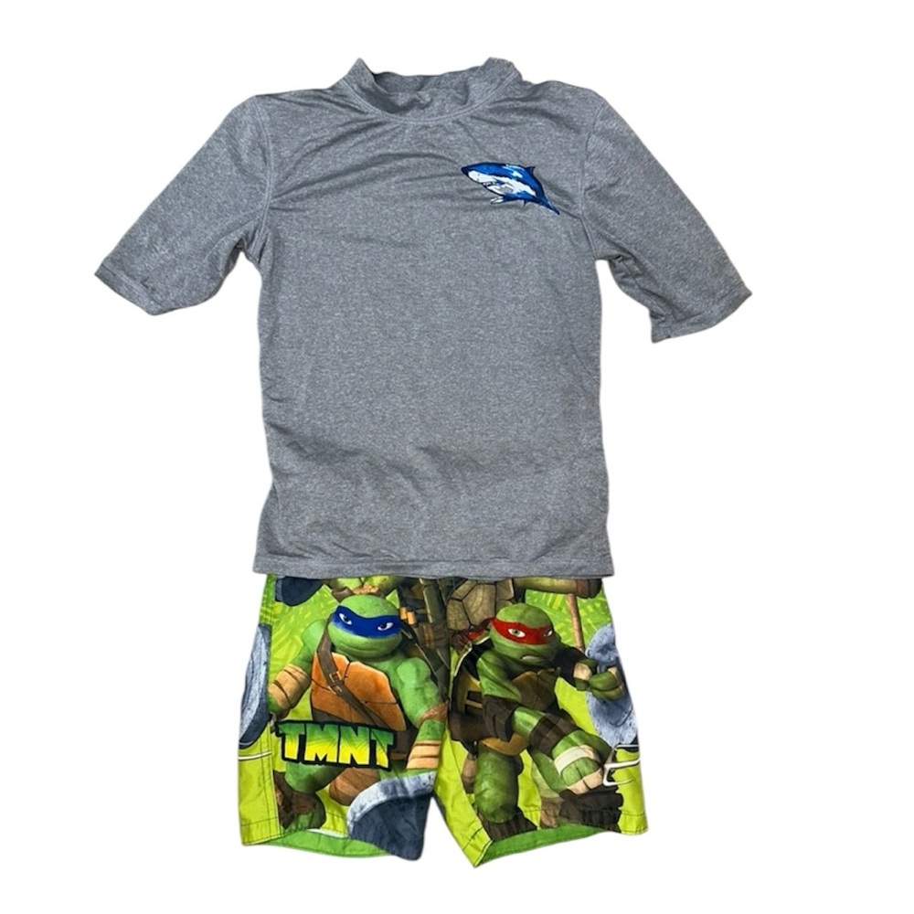 Boys Swim Shirt / Rash Guard Swim Suit Bundle Sizes Small & 6/7